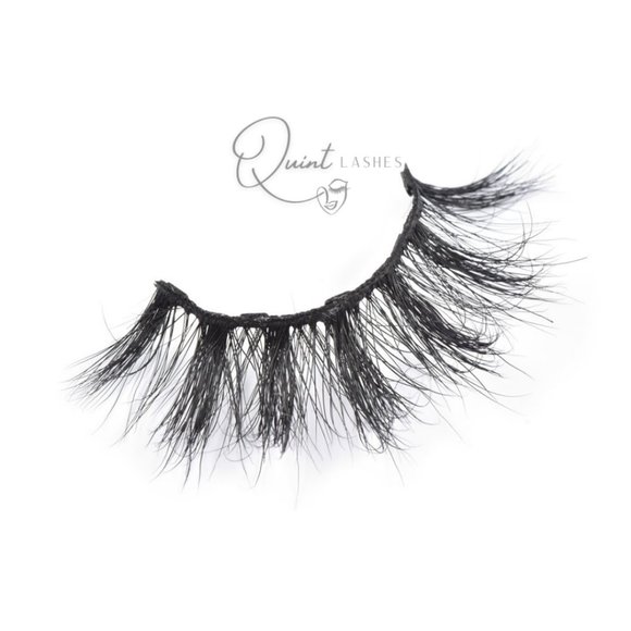 QUINT- 3D Mink Glamour Look W/ Black Eyeliner - Picture 1 of 8